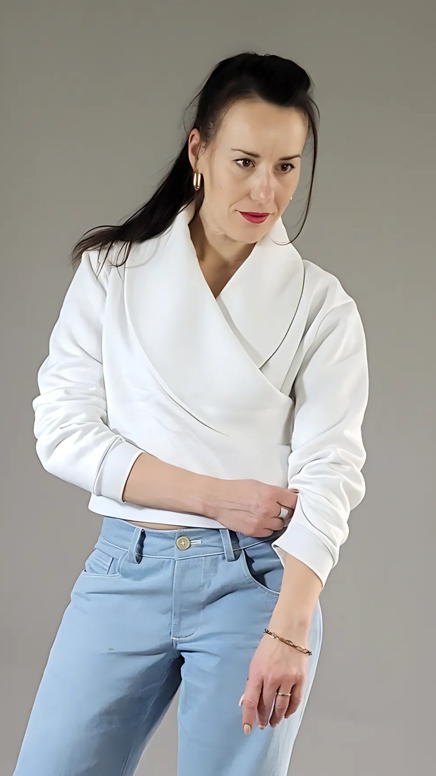 Schnittmuster Damenpullover mit Kragen V-Ausschnitt, Beamerdateien mit Ebenen