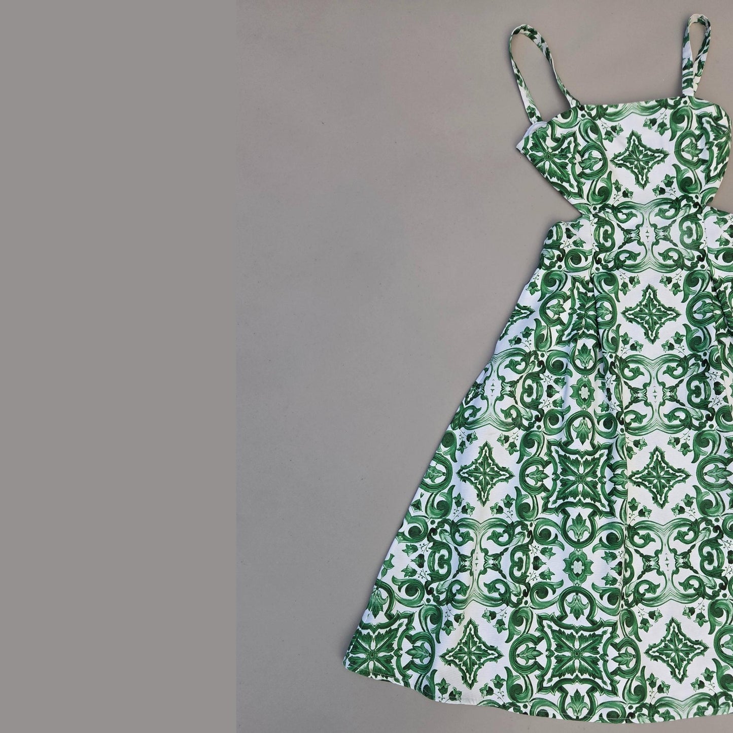 Schnittmuster Trägerkleid mit offenem Rücken, A-Linie, Midi-Kleid, PDF Schnittmuster mit Ebenen