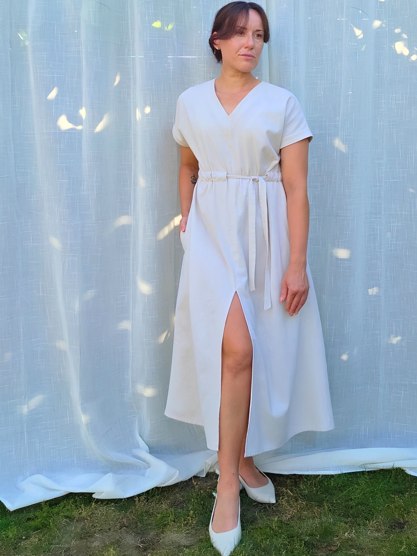 Maxikleid Schnittmuster PDF – Kleid mit V-Ausschnitt, Taschen & Schlitz | Größen 34–50