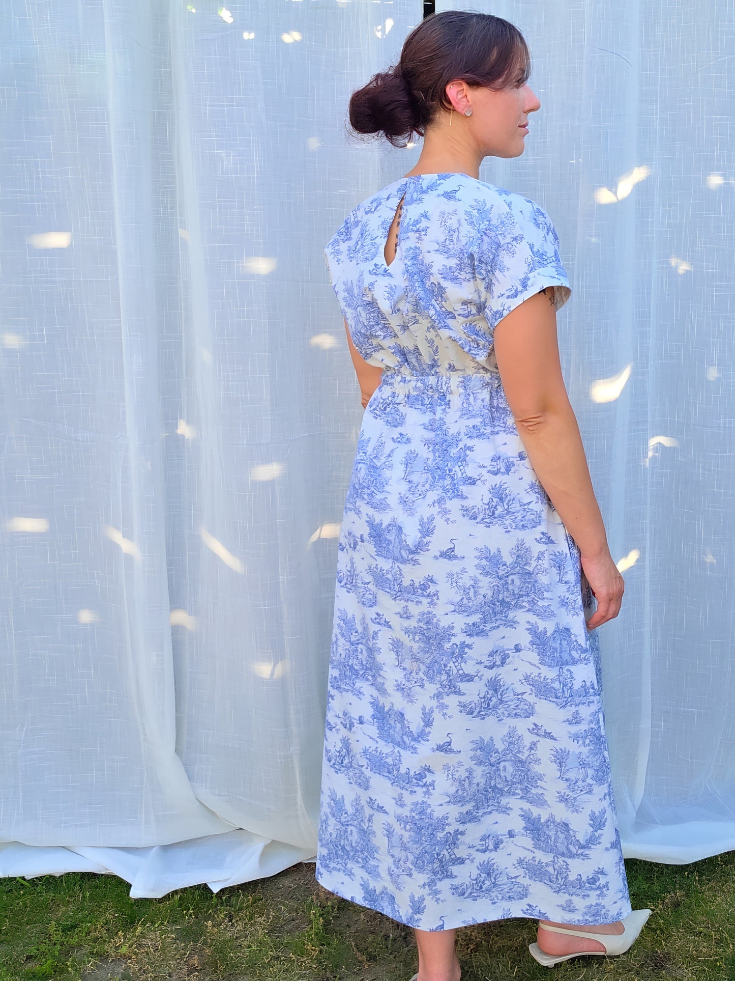 Maxikleid Schnittmuster PDF – Kleid mit V-Ausschnitt, Taschen & Schlitz | Größen 34–50