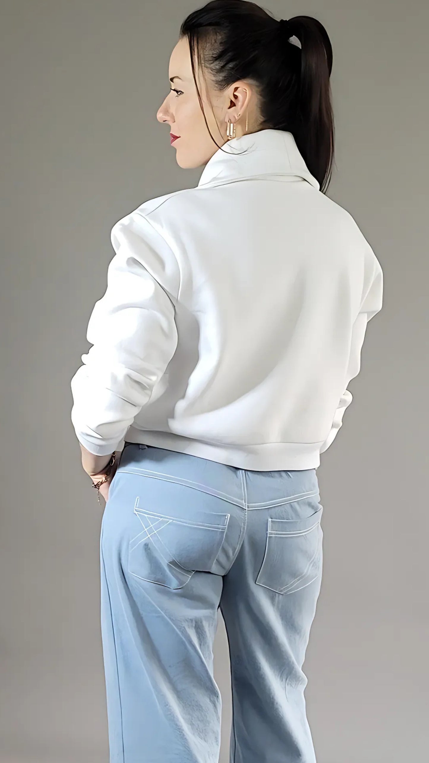 Schnittmuster Damenpullover mit Kragen V-Ausschnitt, Beamerdateien mit Ebenen