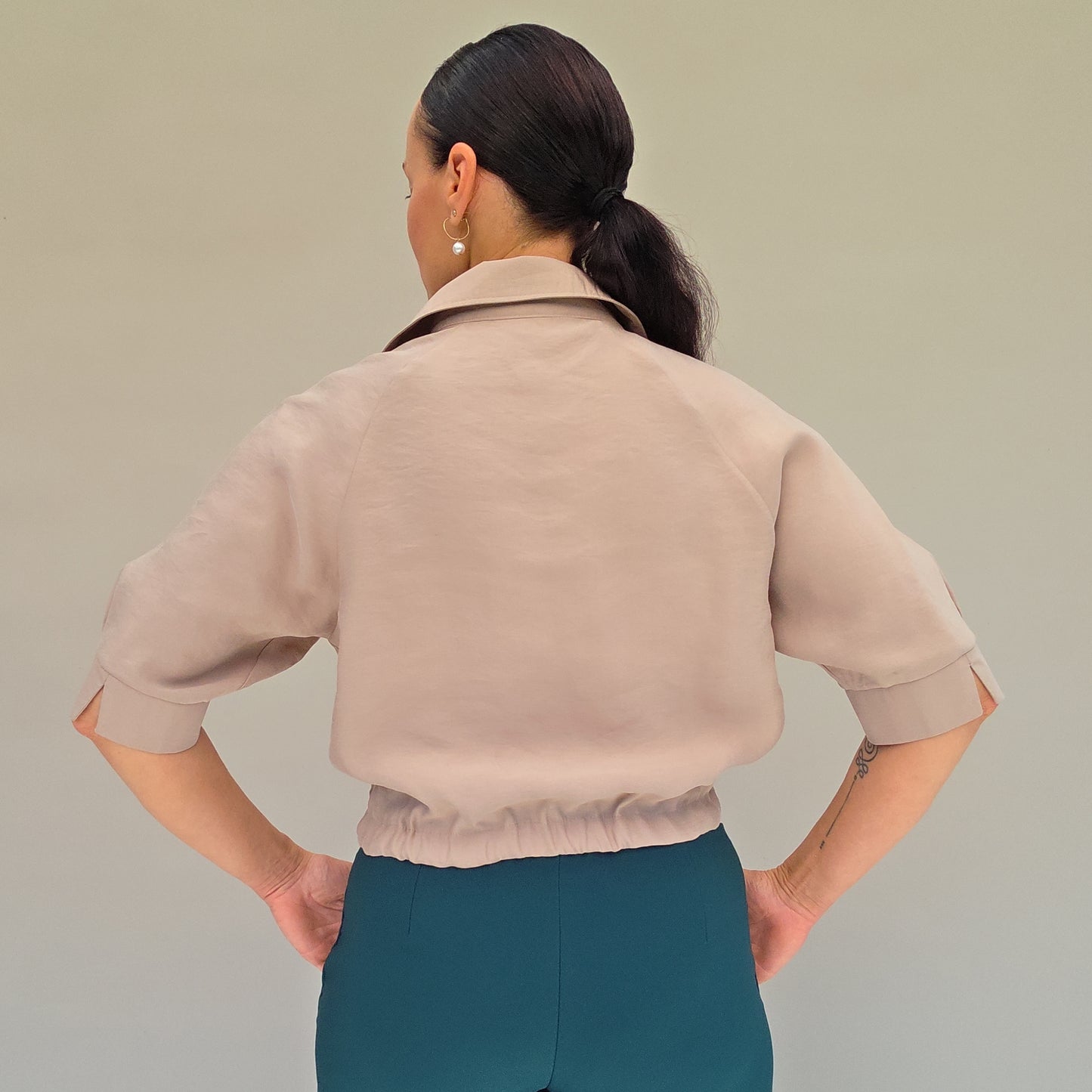 Bluse mit Kragen und Reglanärmel, PDF-Schnittmuster mit Ebenen, Größe 36-50